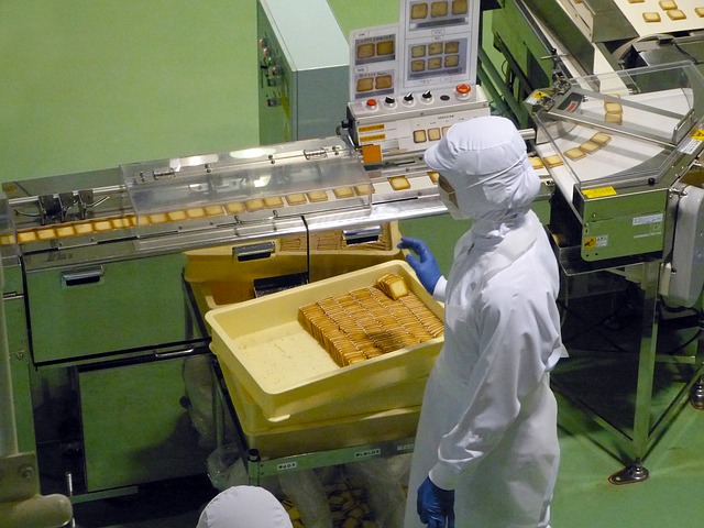 【大和郡山市】◇お菓子の検品・梱包のバイト◇